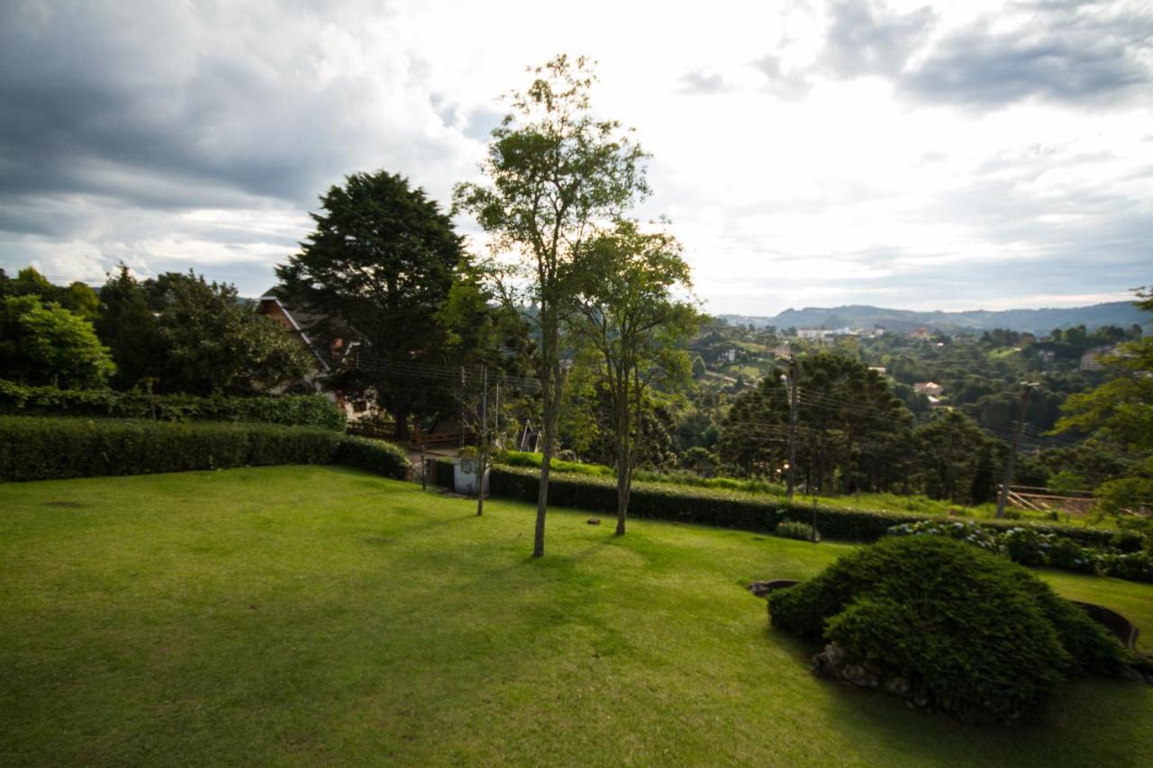 Pousada Deja Vu Hotel Campos do Jordao Exterior photo